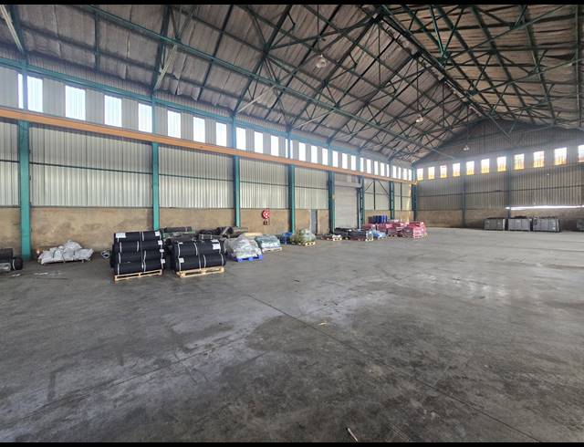 3,000M² WAREHOUSE TO LET IN BOKSBURG EAST